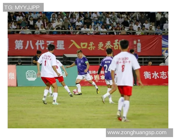 探索足球弱国的足球明星背后的故事与成就